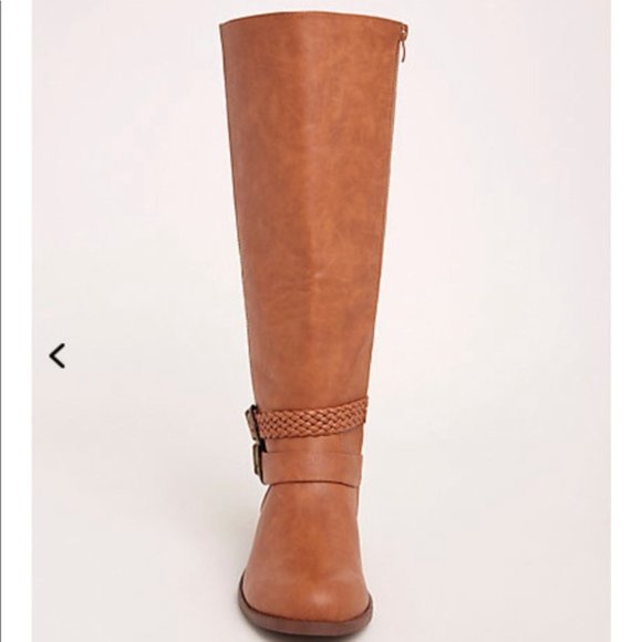 Torrid Wide Boots - Picture 2 of 9